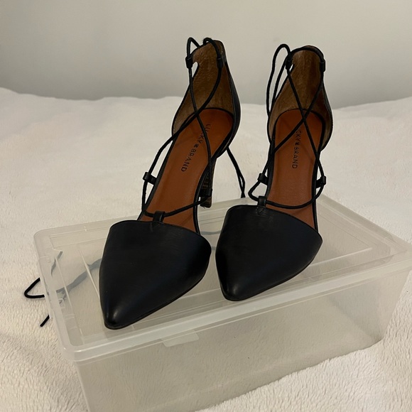lucky brand black sabreena pump size 9.5 - Picture 8 of 12